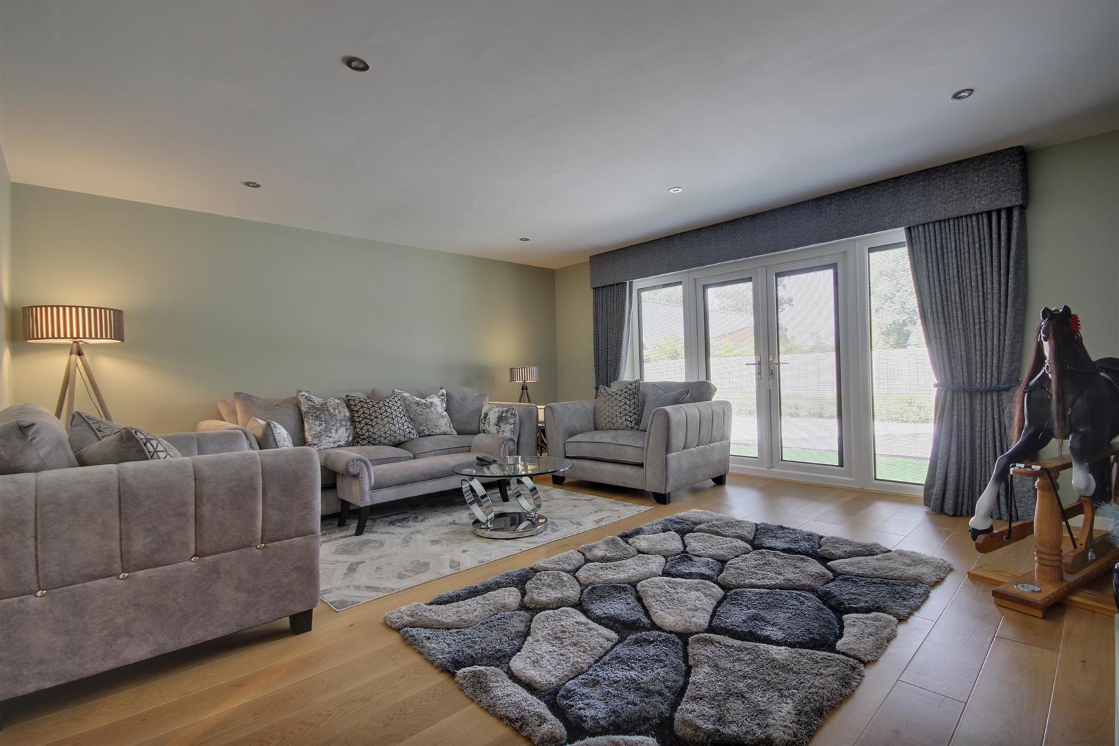 Barney Close, Tickton